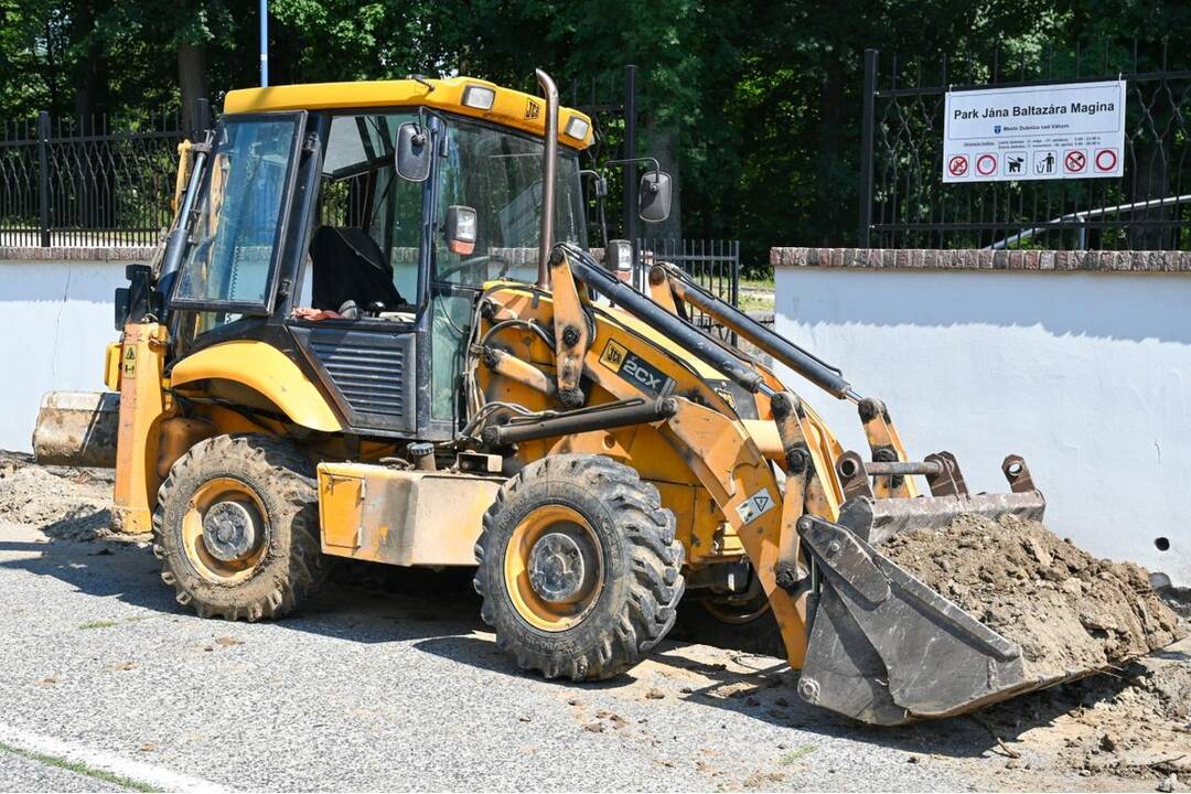 FOTO: Rekonštrukcia chodníkov v Dubnici nad Váhom, foto 3