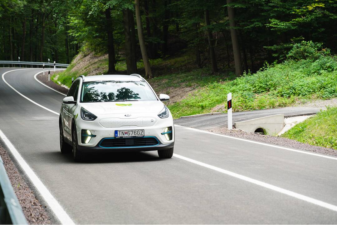 FOTO: Cesta, ktorá spája dva kraje a dva okresy je už otvorená, foto 6