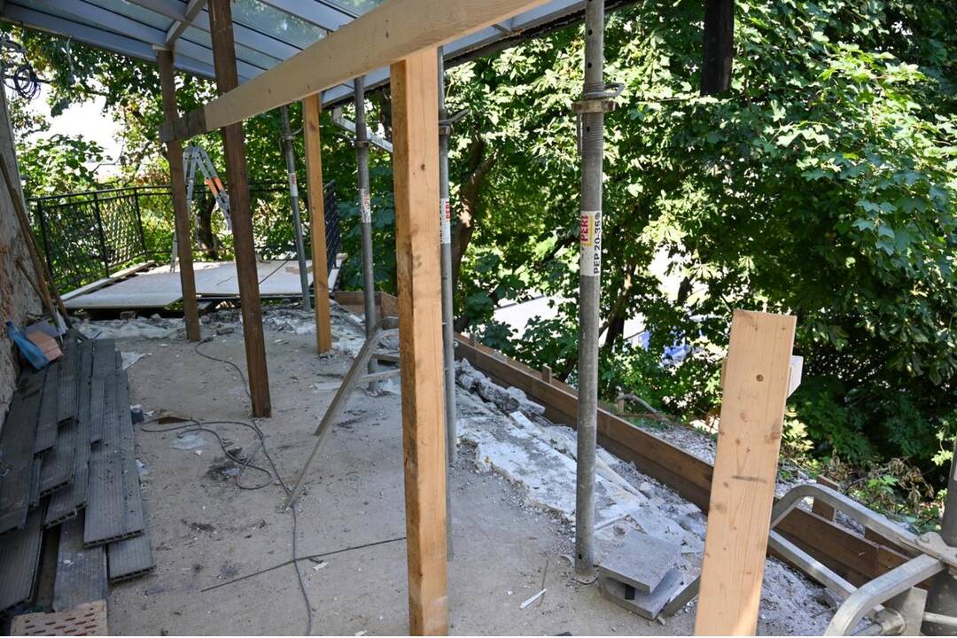 FOTO: Slávne Chateau z Dubnice prechádza premenou, foto 7