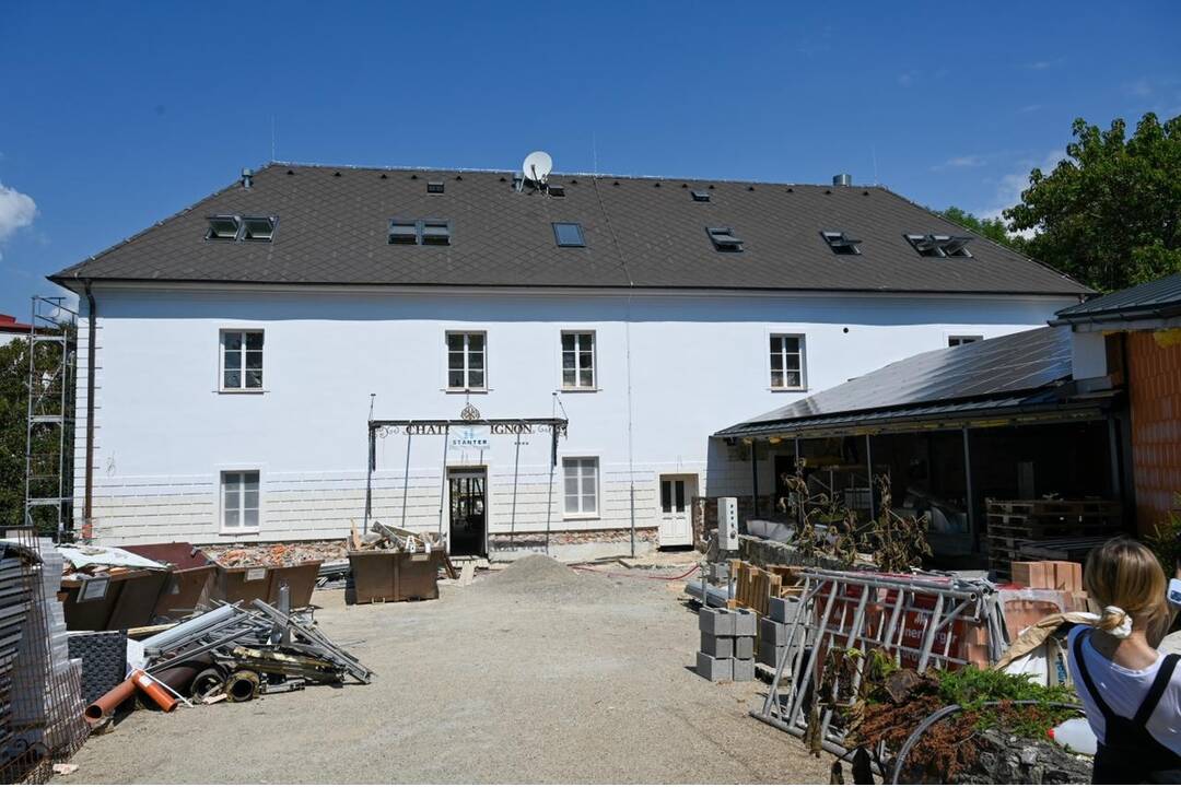 FOTO: Slávne Chateau z Dubnice prechádza premenou, foto 16