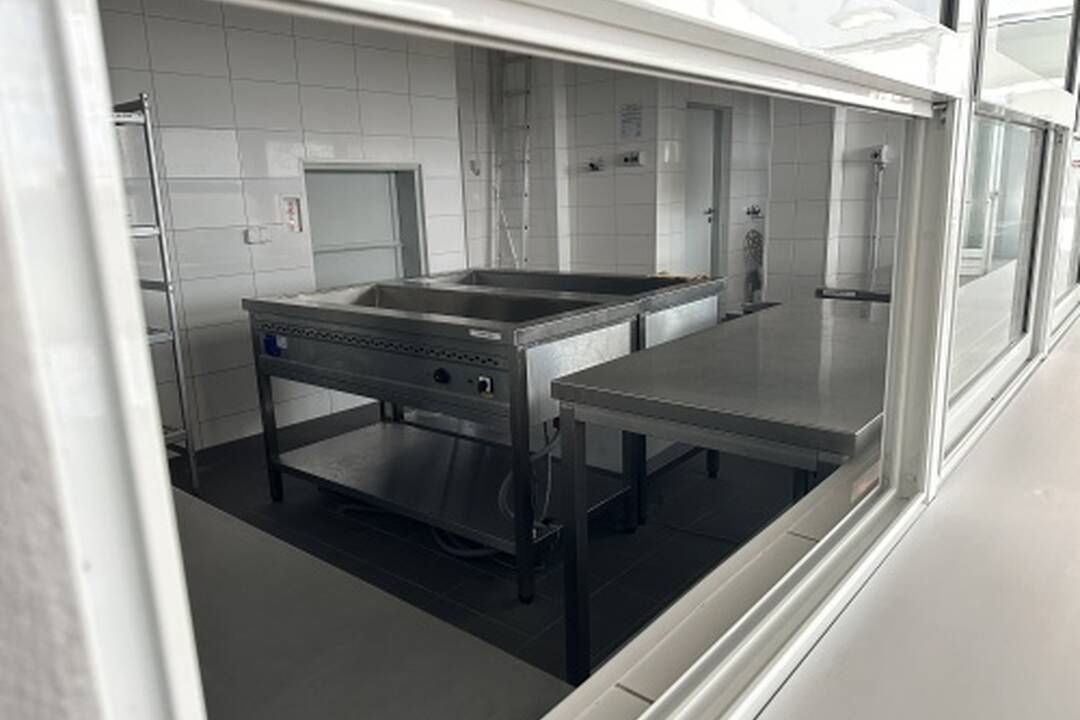 FOTO: Zariadenie pre seniorov Dubina v Dubnici nad Váhom je zrekonštruované. Seniori už bývajú v priestranných izbách, foto 6