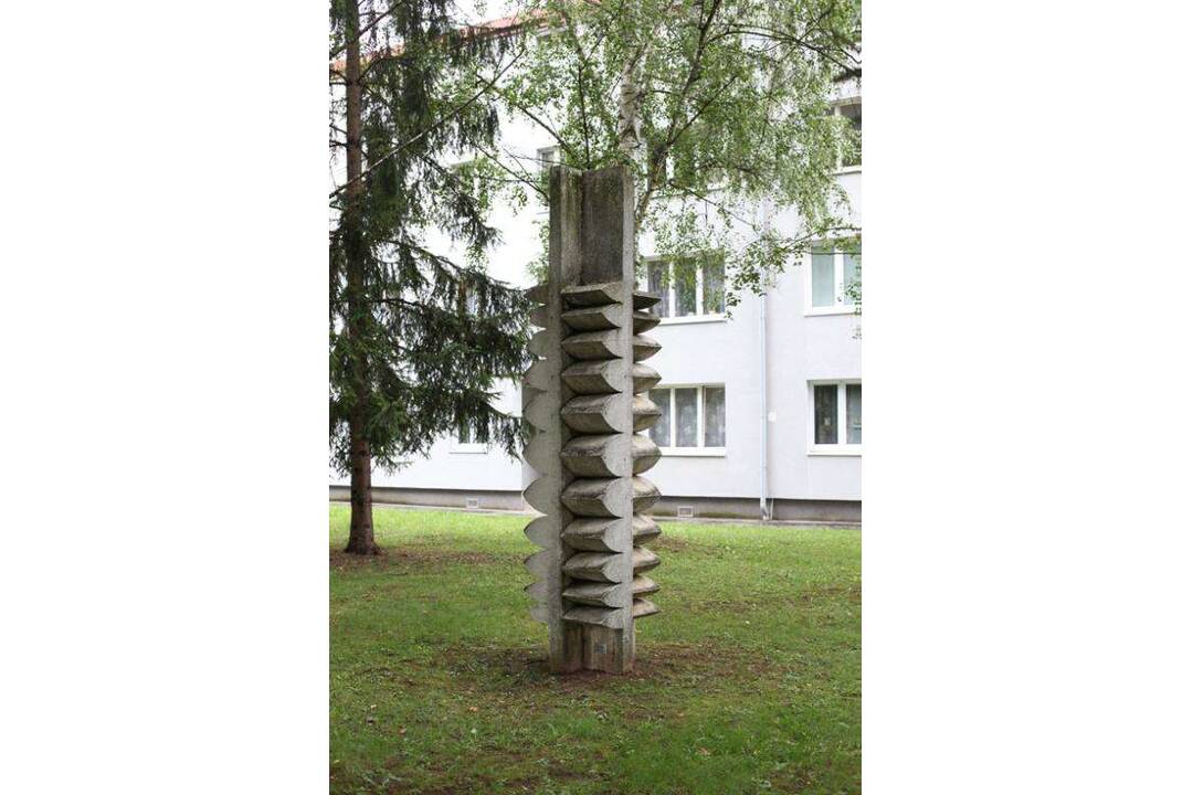 FOTO: Mesto vyčistí sochy v Trenčíne, foto 3