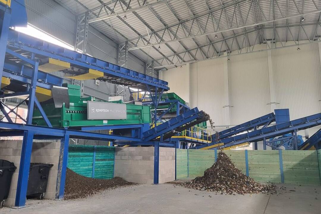 FOTO: V Partizánskom spustili novú triediacu linku na zmesový komunálny odpad, foto 1