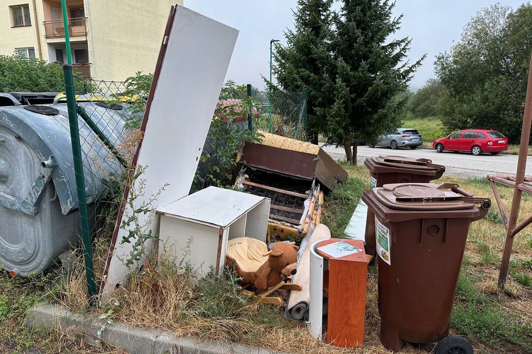 FOTO: Nelegálne skládky sa množia aj v Myjave. Samospráva vyzýva na ohľaduplnosť , foto 1