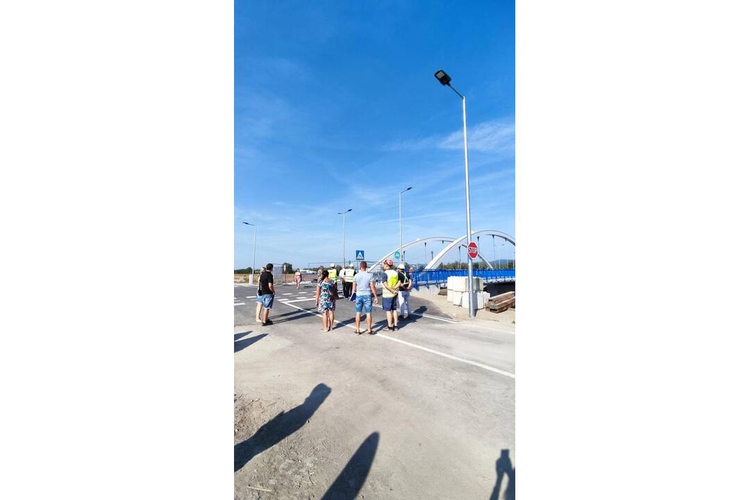 FOTO: Oprava cesty na sídlisku Sihoť v Ilave, foto 2