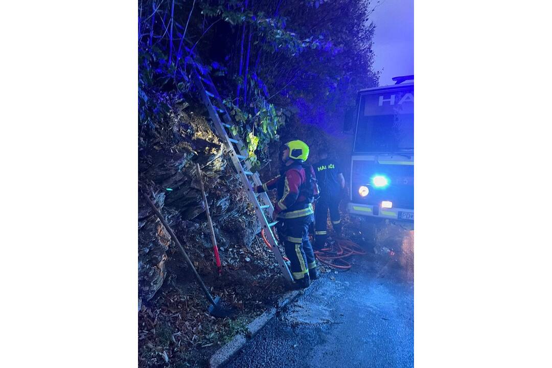 FOTO: Požiar dodávky na Kľaku, foto 3