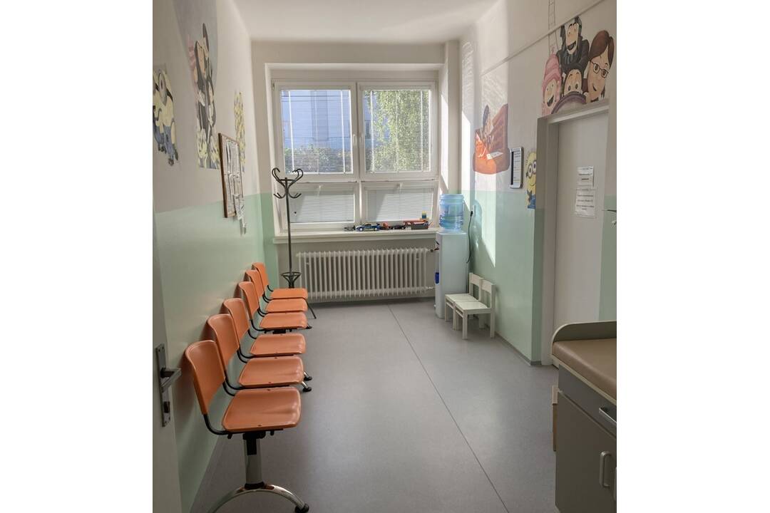 FOTO: Na detskej pohotovosti abstinujú lekári, nemocnica ponúka nadštartandú odmenu, foto 3