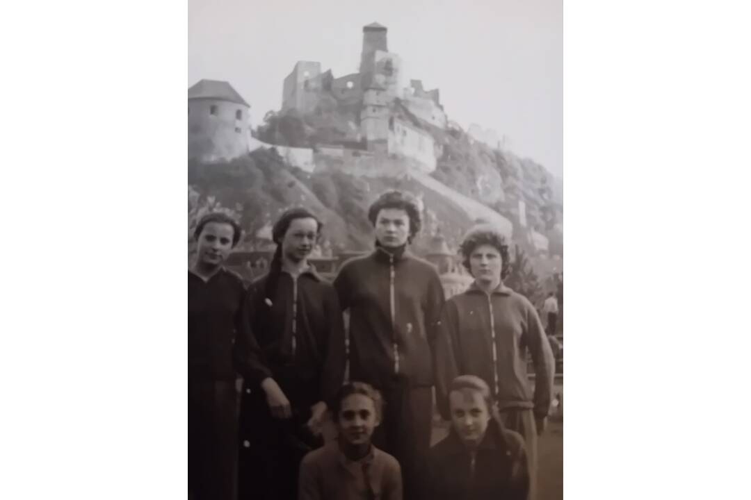 FOTO: Trenčania spomínali na dnes už neexistujúci štadión , foto 1