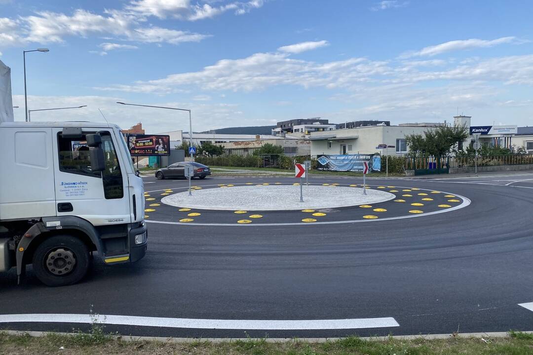 FOTO: Opravy ciest v Trenčíne, foto 7