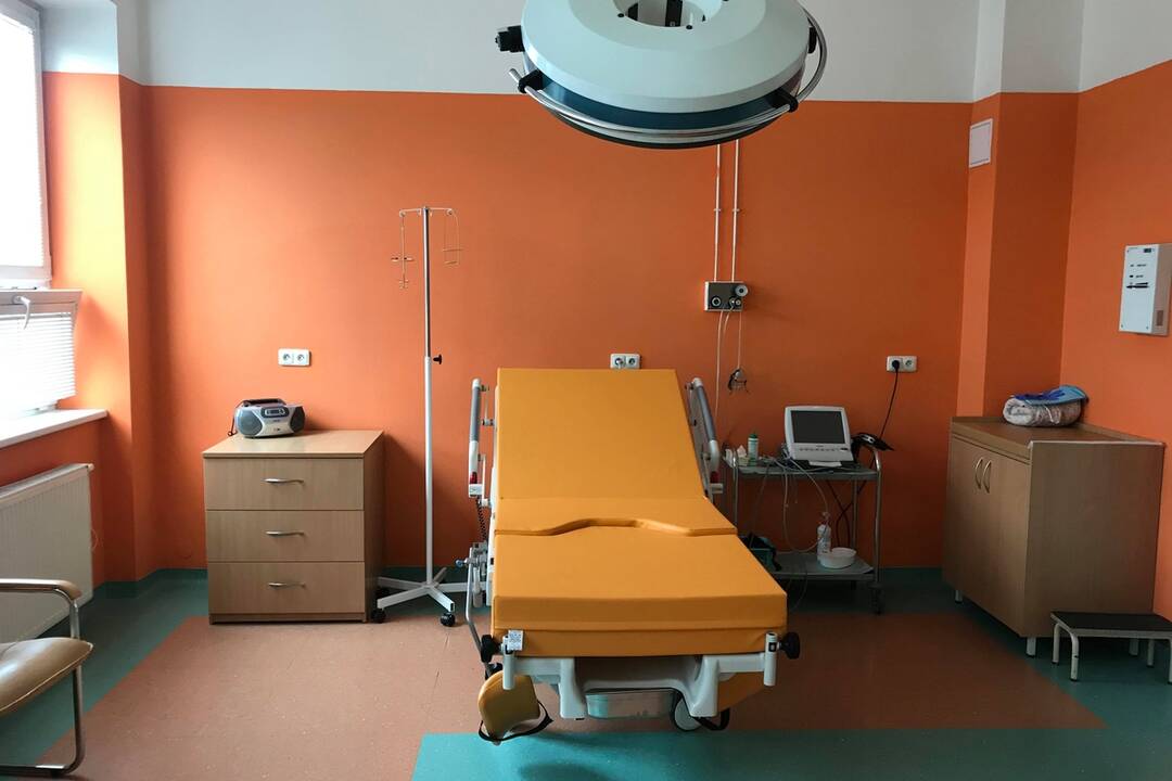 FOTO: V Trenčíne primár zastavil odber pupočníkovej krvi, foto 3