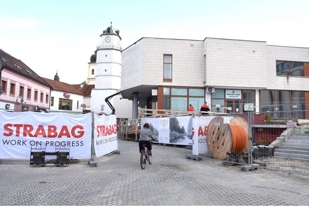 FOTO: Rekonštrukcia v centre Trenčína pokračuje, foto 2