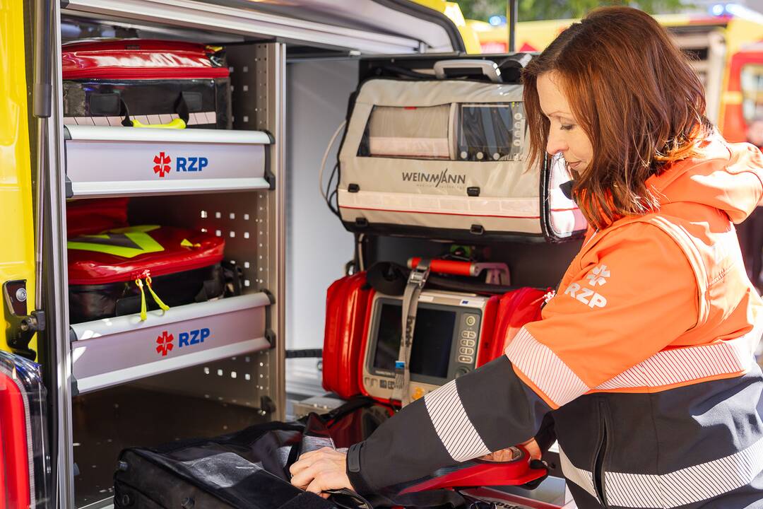 FOTO: Po Trenčíne jazdí jedinečné záchranárske vozidlo, foto 3