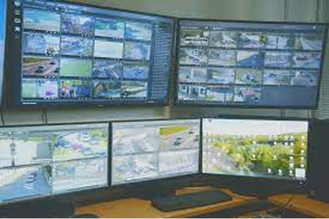 FOTO: Páchateľ z nelegálnej skládky si bude musieť odpad odpratať , foto 5