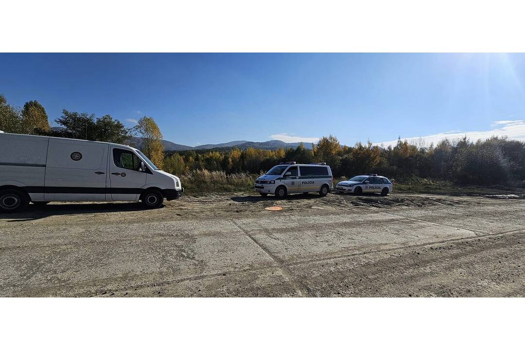 FOTO: Seniora z Handlovej hľadali drony, vrtuľník a desiatky ľudí. Nakoniec prišla dobrá správa, foto 12