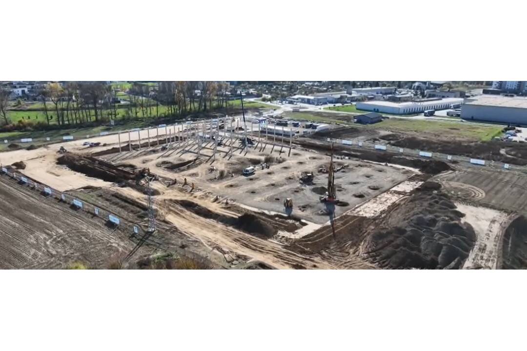 FOTO: Spoločnosť, ktorá pôsobí v Novej Dubnici už cez 20 rokov, stavia novú halu, foto 4