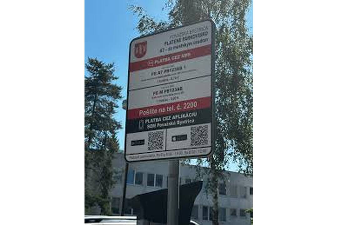 FOTO: Prvá etapa regulovaného parkovania v Považskej Bystrici začne platiť od nového roka, foto 5