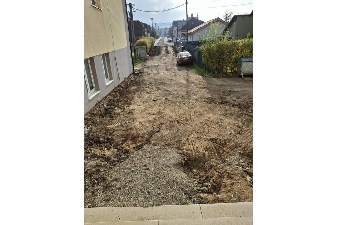 FOTO: Rekonštrukcia Hviezdoslavovej ulice v Ilave, foto 3