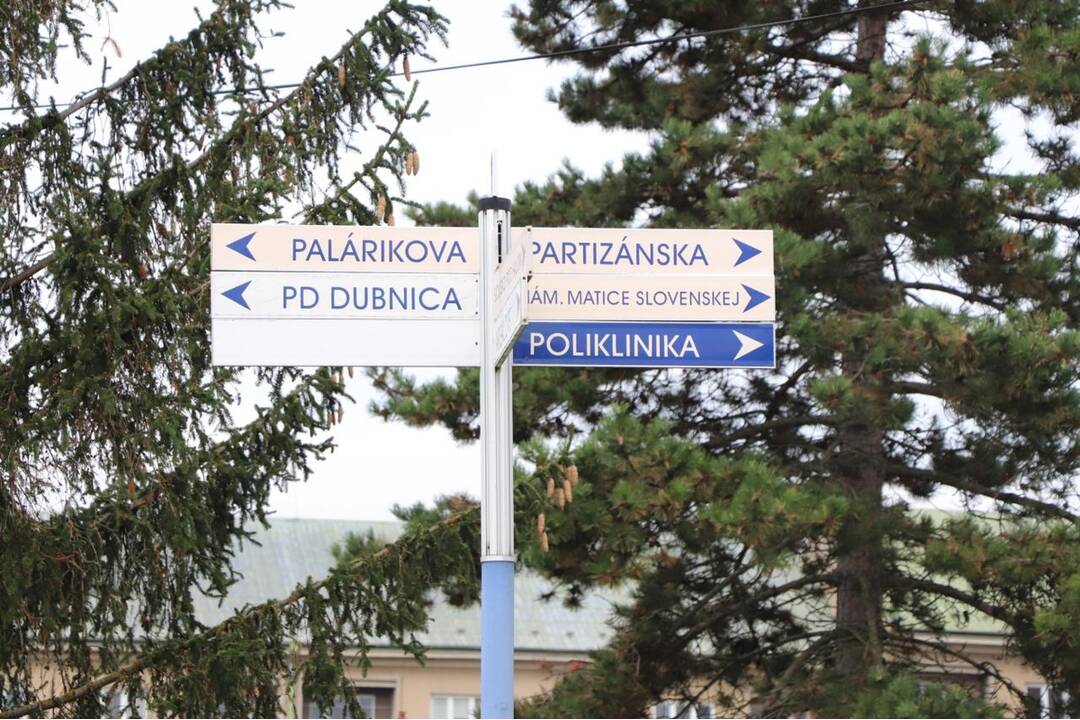 FOTO: Oprava problematického chodníka v Dubnici nad Váhom, foto 2