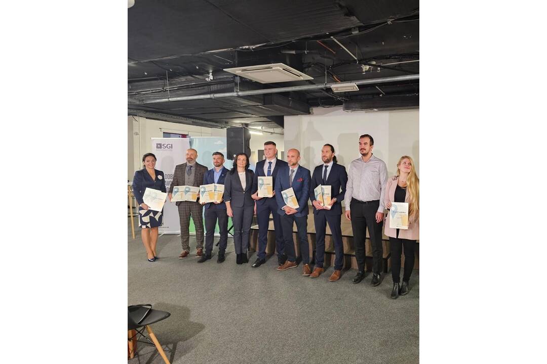 FOTO: Mesto Púchov sa teší až z dvoch cien ZLATÉ VEDRO za kvalitné služby, foto 2