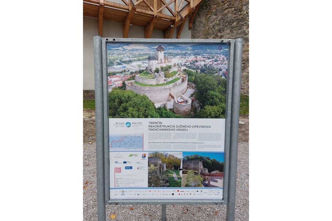 FOTO: Dokončená obnova južného opevnenia Trenčianskeho hradu, foto 7