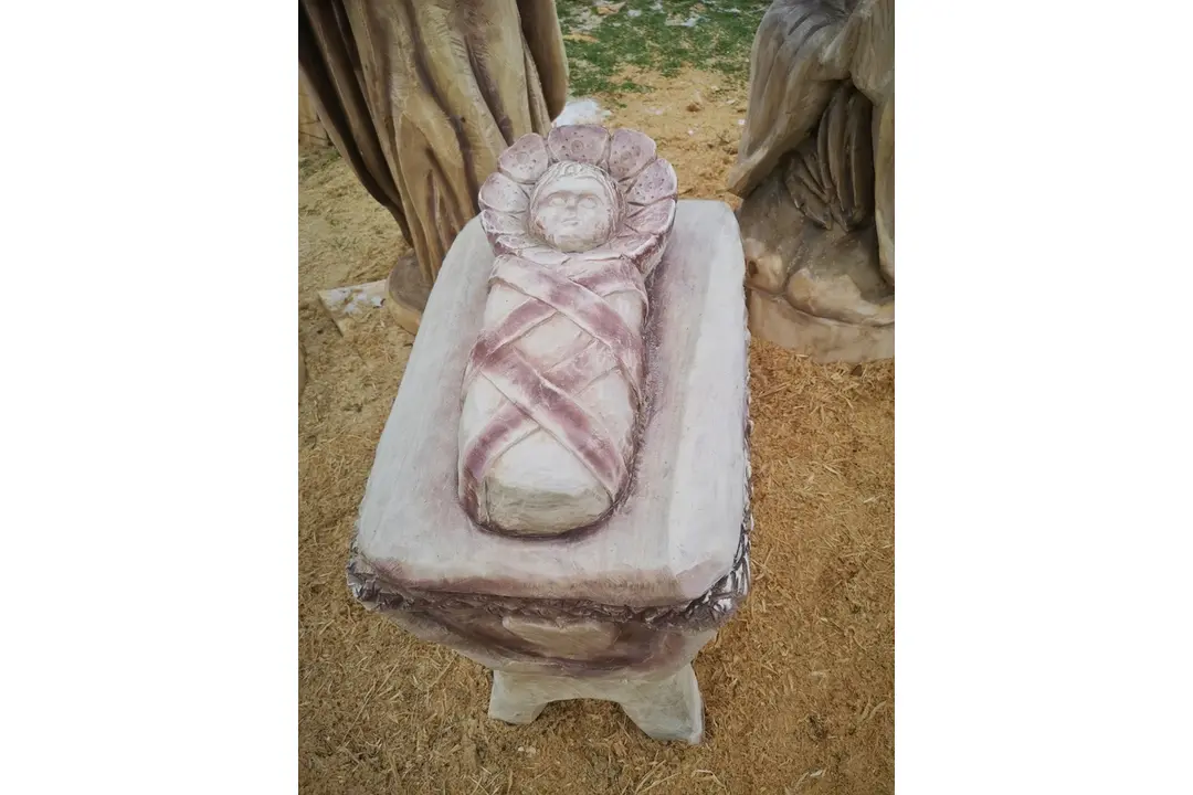 FOTO: Nový drevený betlehem obohatí Vianoce v Kanianke, foto 14