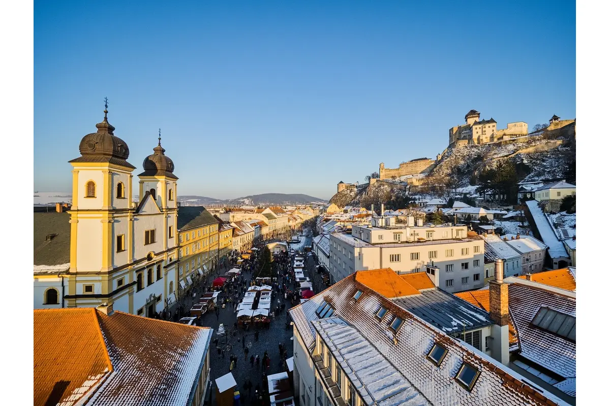 FOTO: Dnes večer navštívi námestie v Trenčíne Mikuláš, foto 3