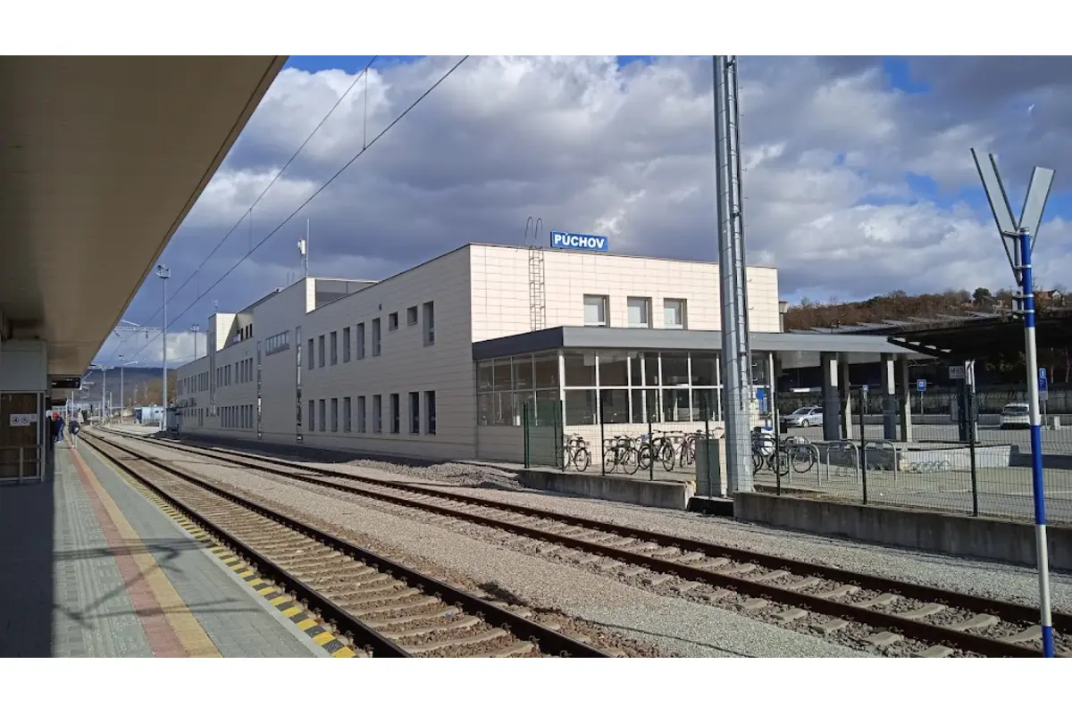 FOTO: Z Púchova budú opäť jazdiť spoje do Zlínskeho kraja, foto 2