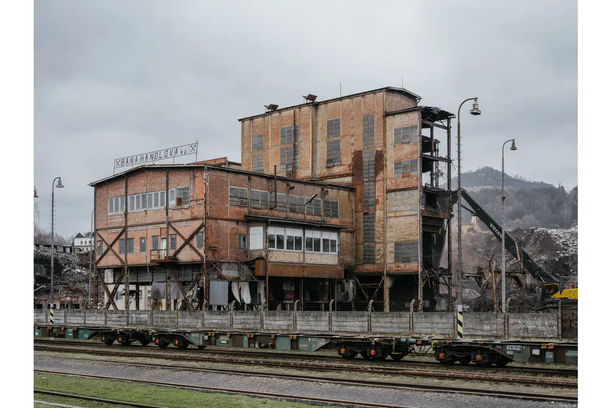 FOTO: Búranie banského triediča v Handlovej, foto 16
