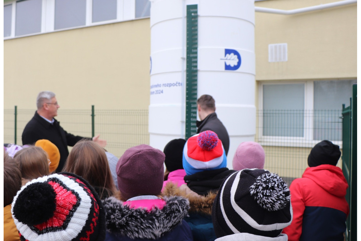 FOTO: V Dubnici sa budú môcť žiaci učiť rovno z praxe, foto 7