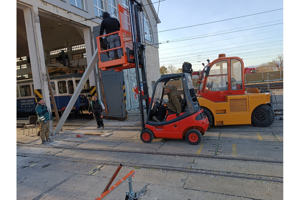 FOTO: Oprava električkového depa v Trenčianskej Teplej, foto 8