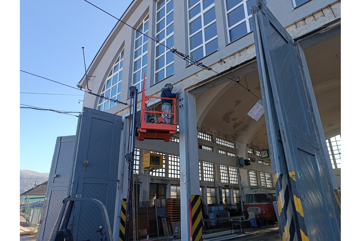 FOTO: Oprava električkového depa v Trenčianskej Teplej, foto 10