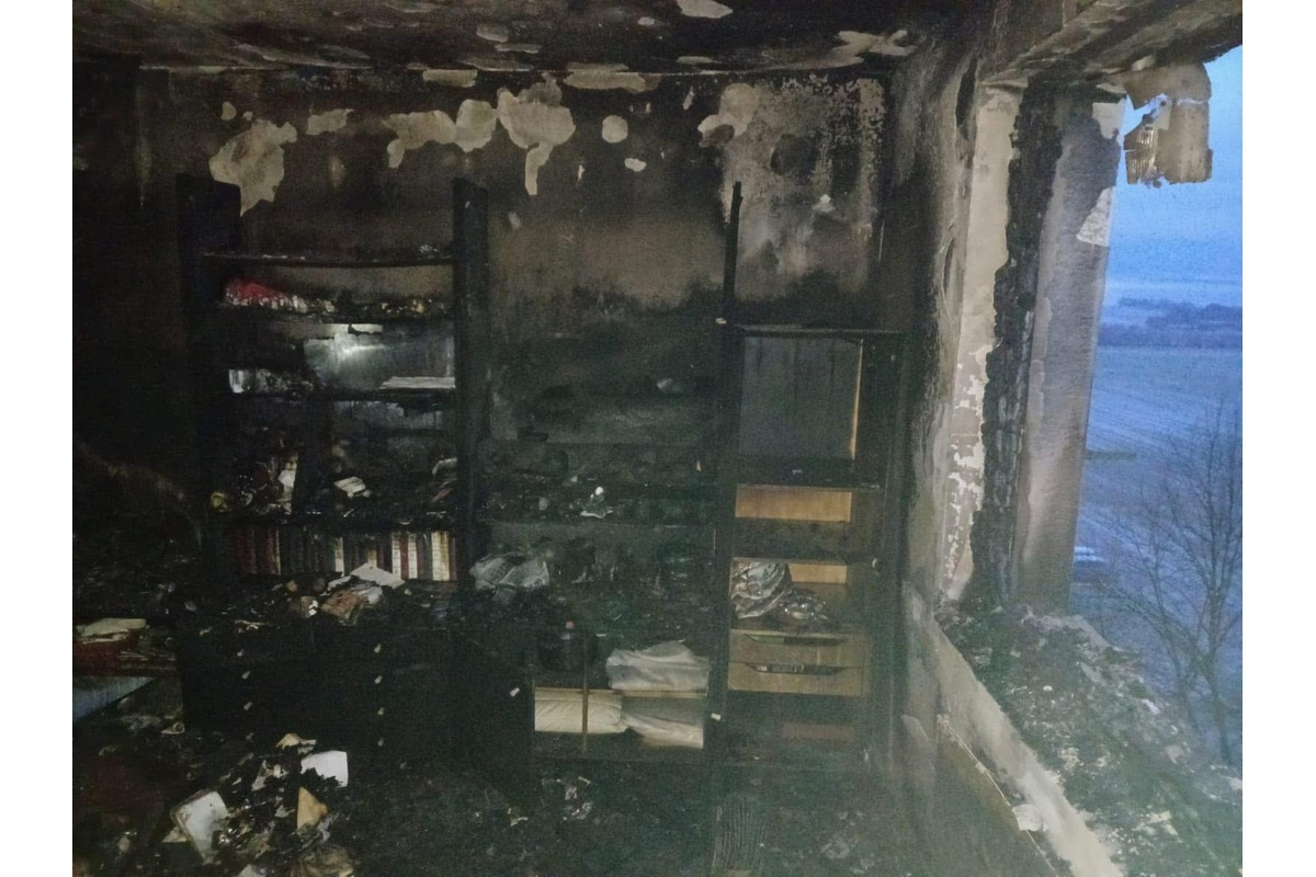 FOTO: V Prievidzi zhorel do tla byt, majitelia potrebujú pomoc, foto 6