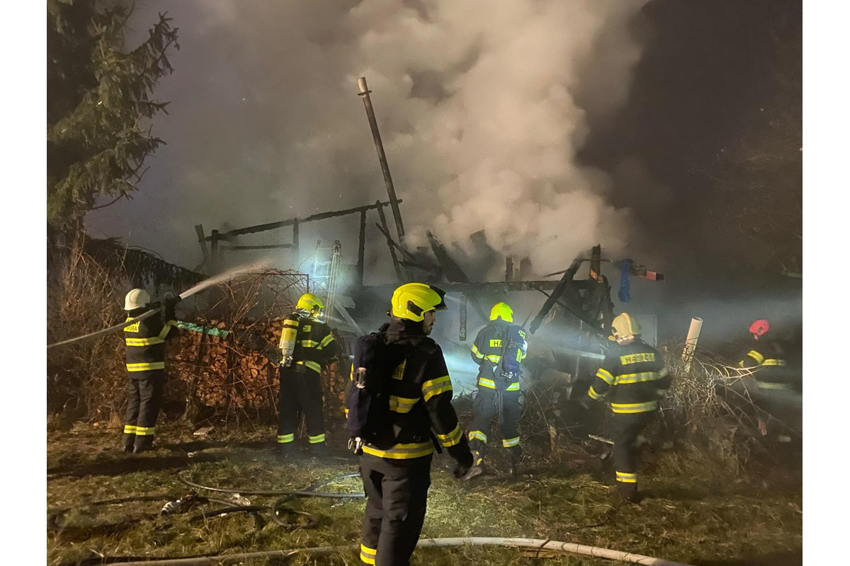 FOTO: Požiar v obci Poruba, foto 12