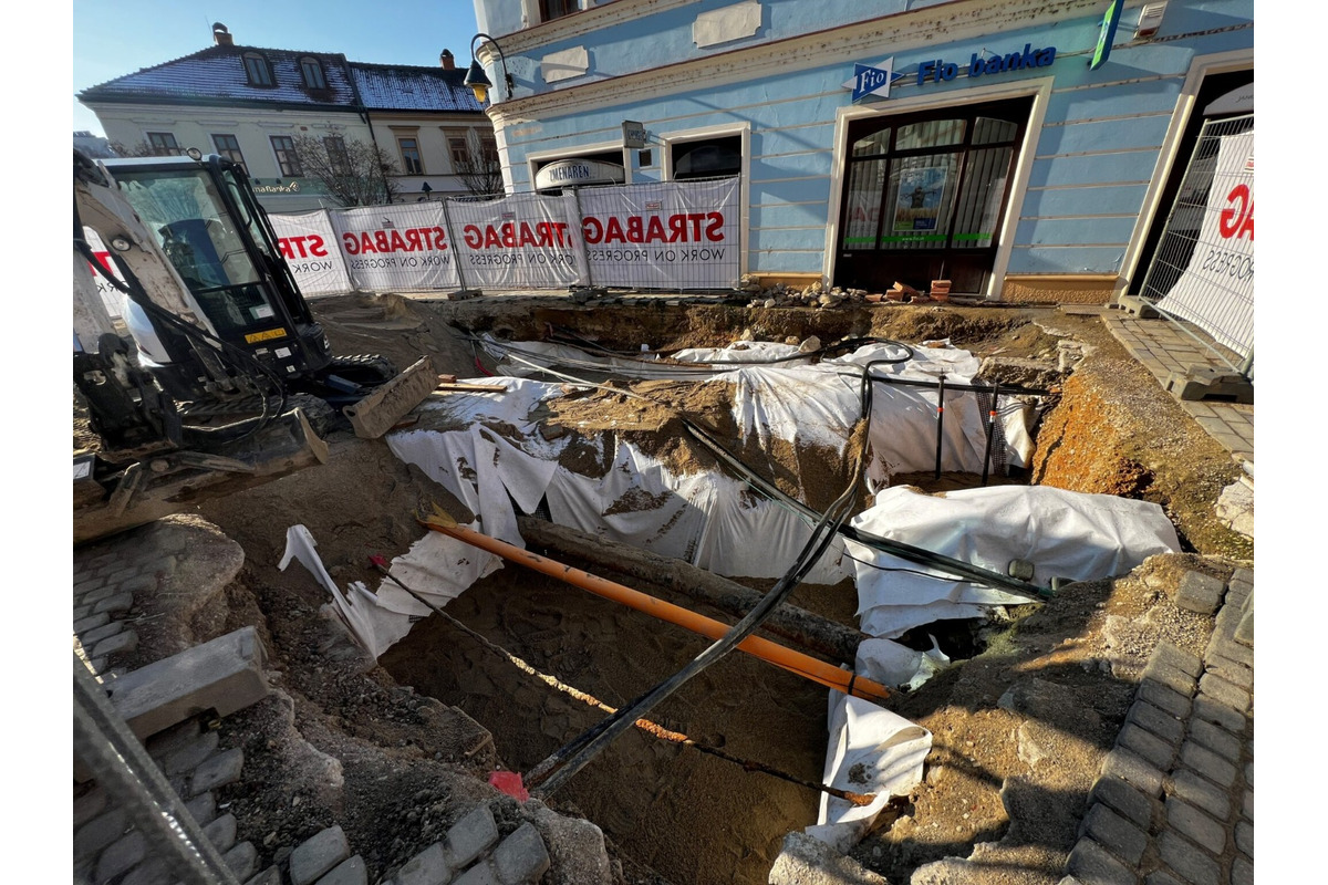 FOTO: Revitalizácia pešej zóny sa približuje návrhom. Objavy z minulosti oživia modernú pešiu zónu, foto 2