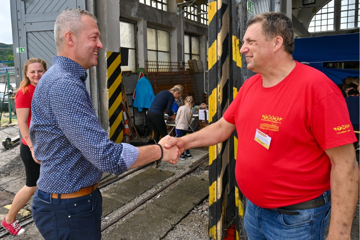 FOTO: Jazdy trenčianskou električkou, foto 9