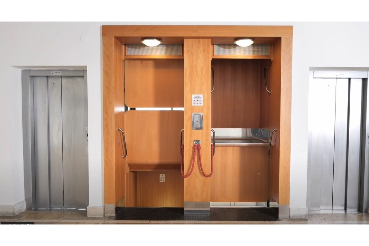 FOTO: Trenčanom chýba paternoster , foto 1