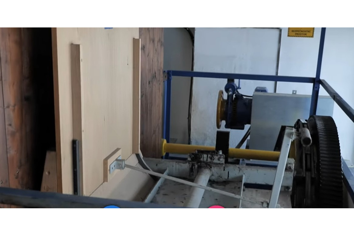 FOTO: Trenčanom chýba paternoster , foto 2