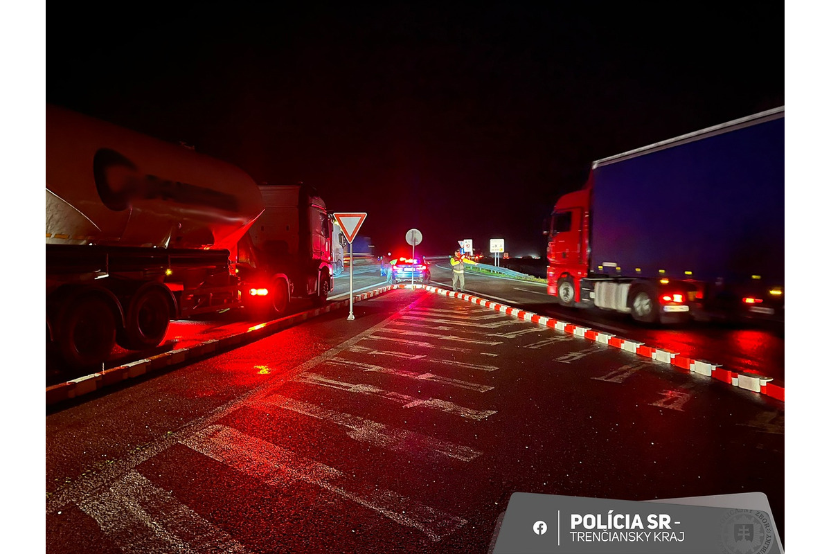 FOTO: Policajné kontroly na diaľnici D1 pri Novom Meste nad Váhom odhalili troch opitých kamionistov, foto 7
