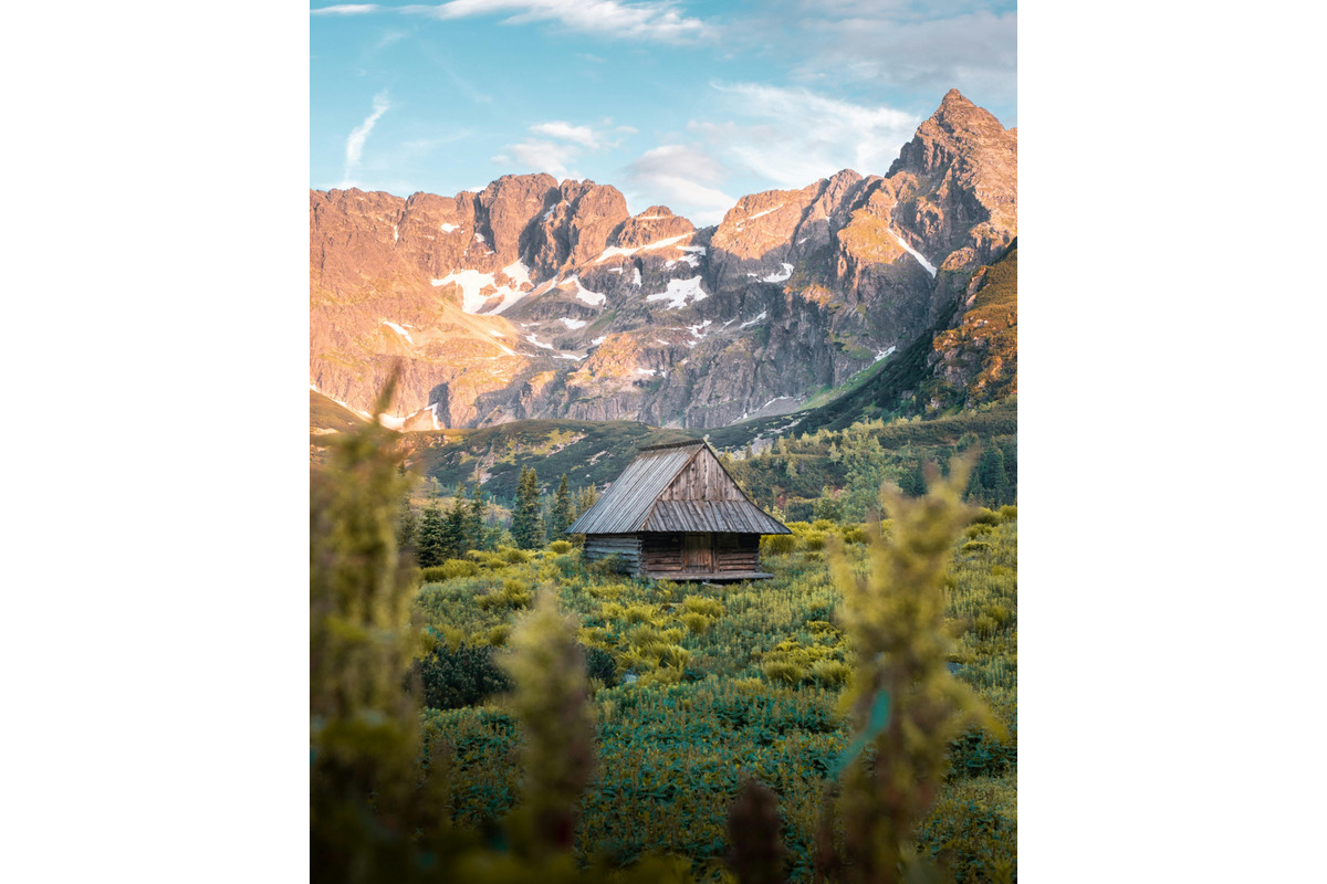 FOTO: Muž chce urobiť životnú zmenu a začať pracovať miesto kancelárie na horskej chate, foto 6