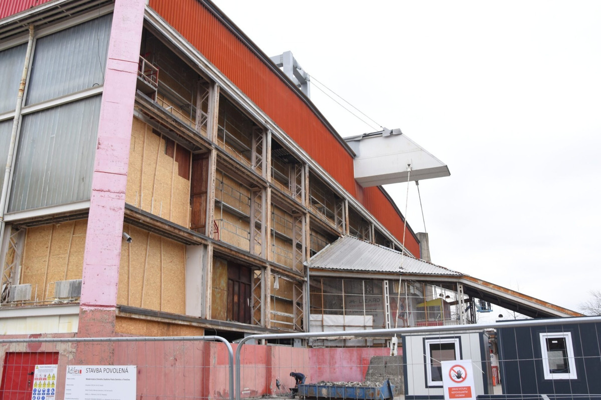 FOTO: Rekonštrukcia zimného štadióna, foto 5