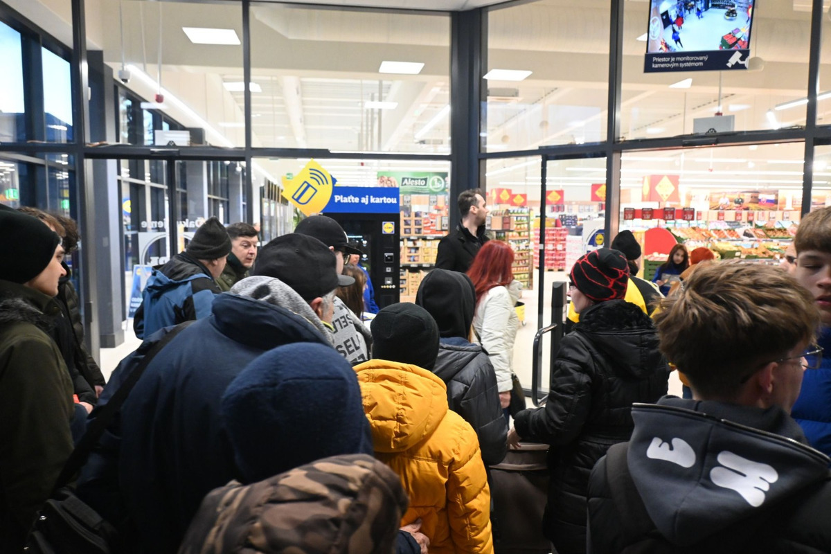 FOTO: Lidl v Starej Turej otvoril svoje brány. Nové pracovné miesta a projekt pomoci pre občanov, foto 2