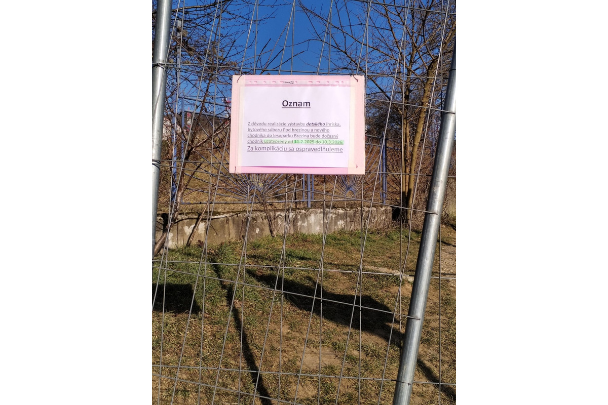 FOTO: Obyvateľom Trenčína uzatvorili priechod do lesoparku Brezina, foto 1