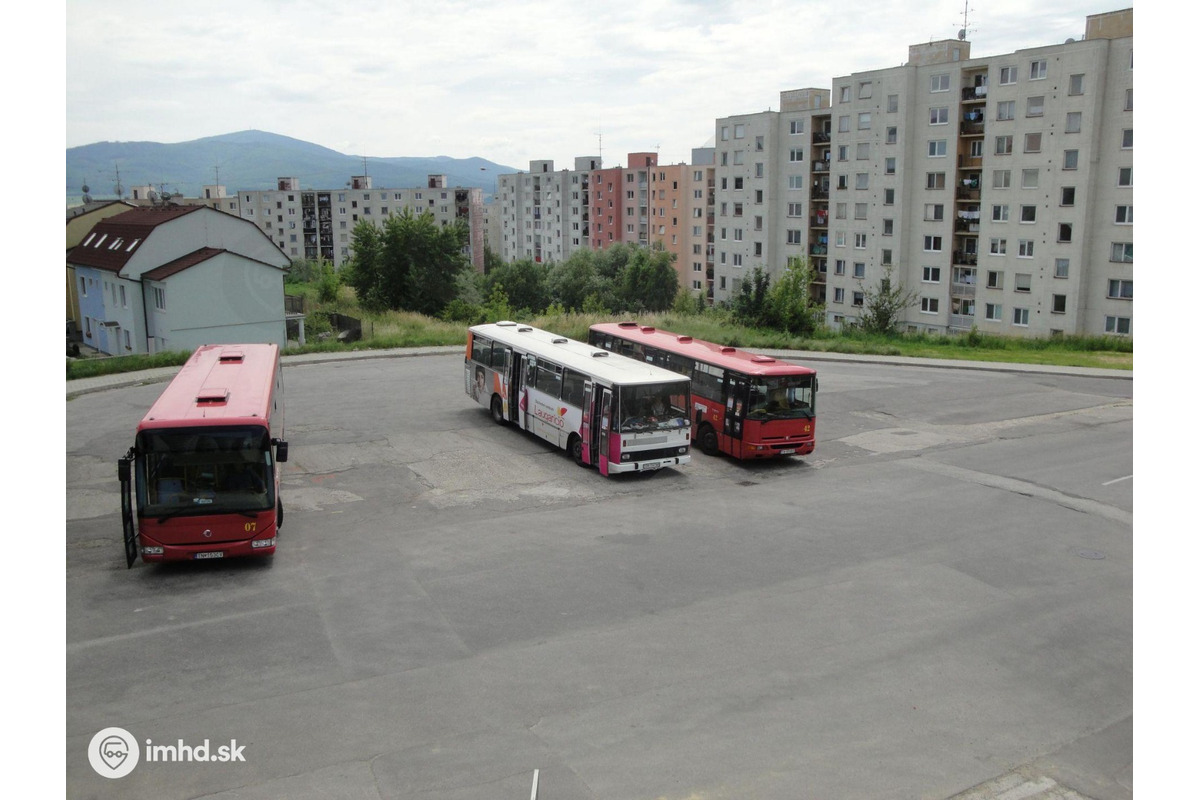 FOTO: Obyvateľku Juhu rušia hlučné SOR autobusy, foto 1