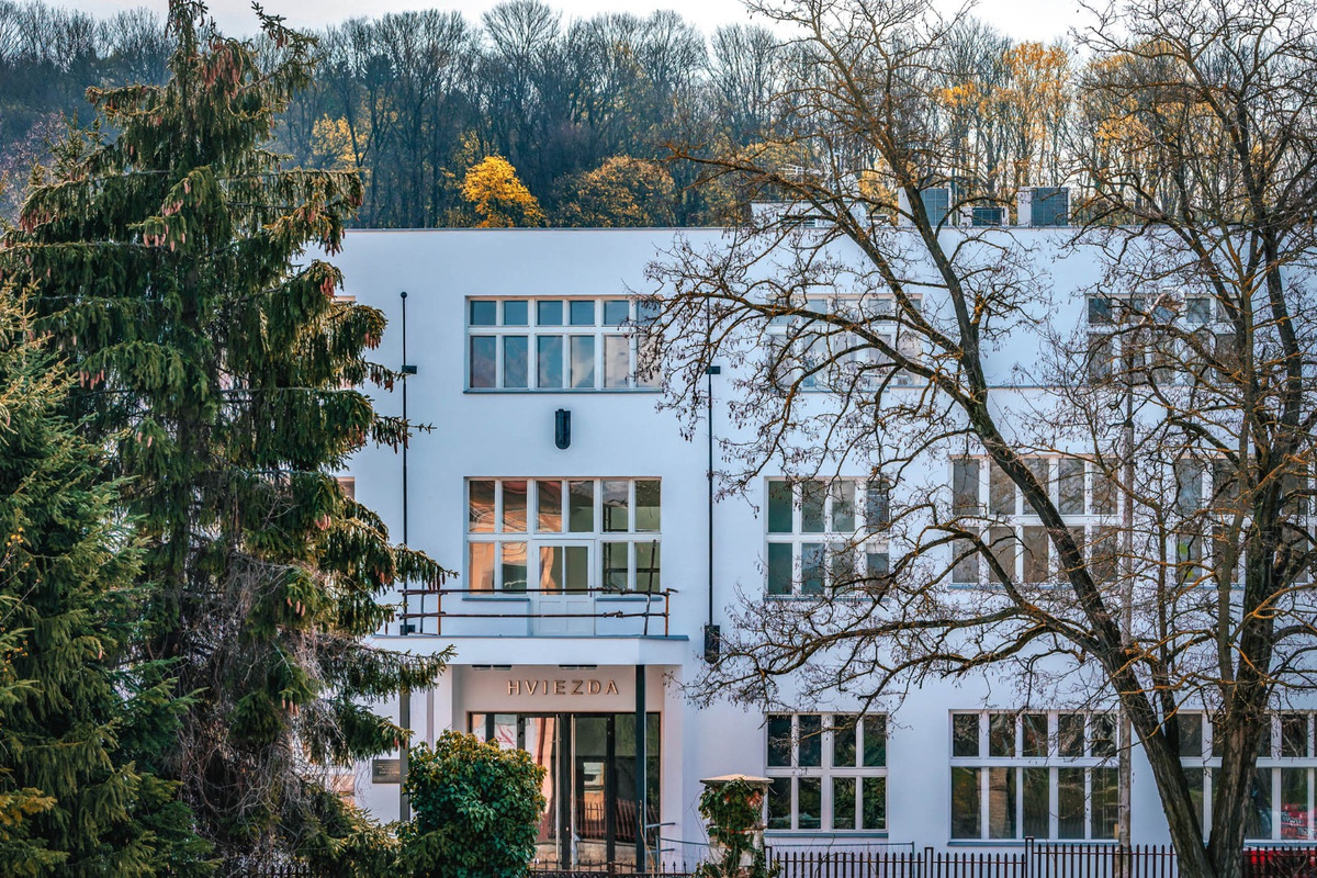 FOTO: Obyvatelia Trenčína si budú môcť vychutnať predstavenie živej hudby a nemého filmu , foto 4