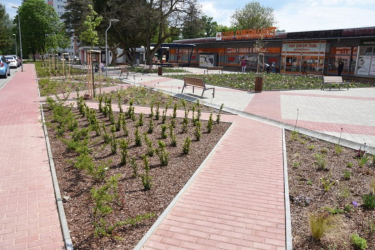 FOTO: Trenčanke pomohla neznáma žena dosvedčiť, že jej predavačka nevrátila výdavok , foto 1