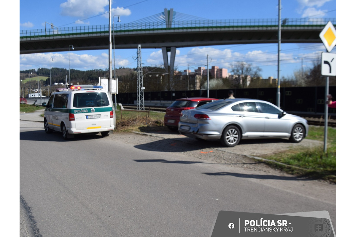 FOTO: Vodiči z PU a PB nafúkali za volantom, jeden dokonca spôsobil dopravnú nehodu , foto 1