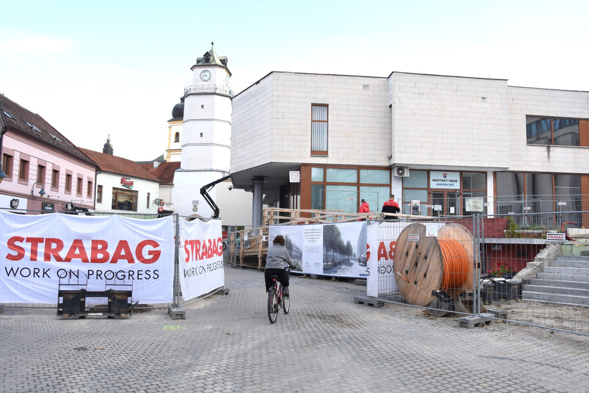 FOTO: Obyvatelia Trenčína môžu využiť bezplatné právne poradenstvo , foto 3