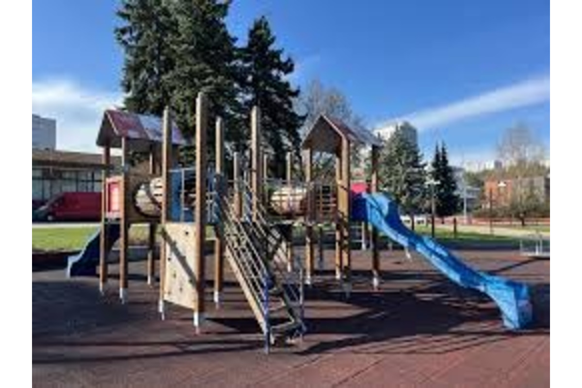 FOTO: Ihriská v Považskej Bystrici prešli kontrolou aj údržbou , foto 5