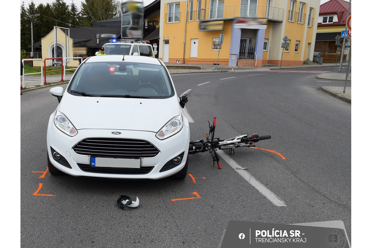 FOTO: V Bánovciach nad Bebravou spôsobil opitý cyklista dopravnú nehodu, foto 2