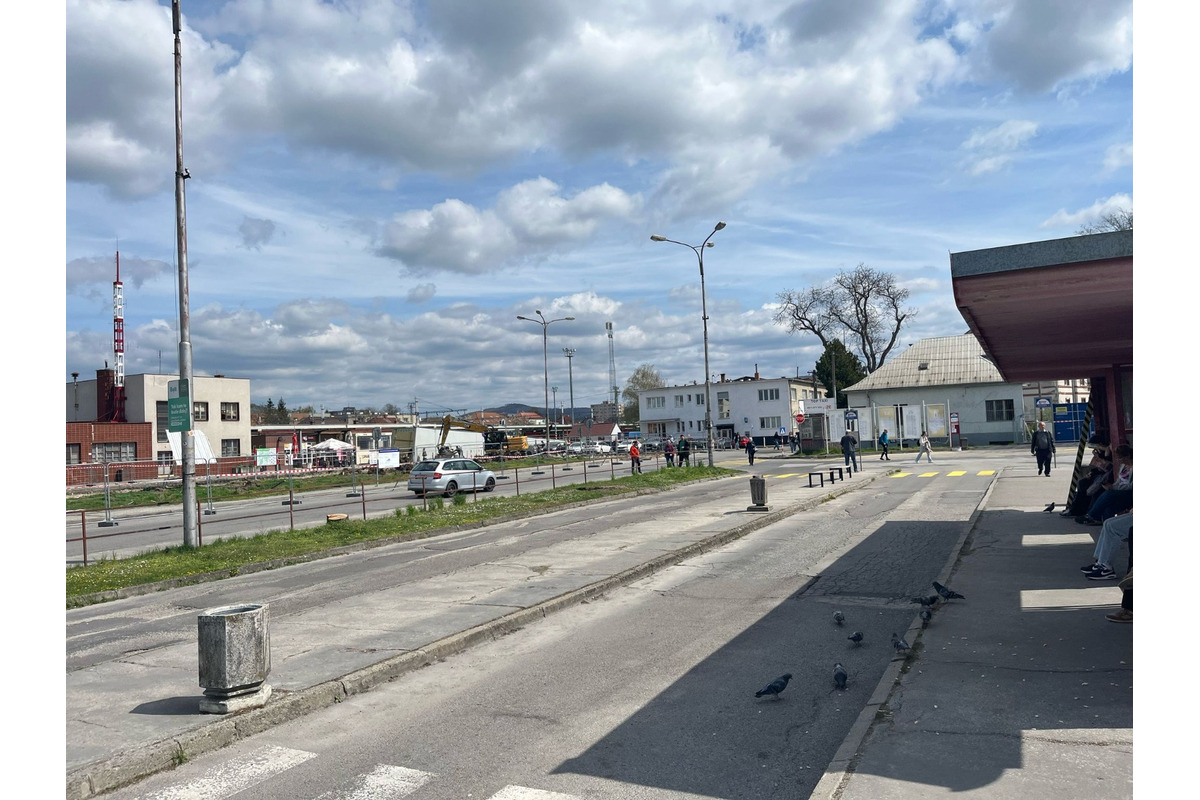 FOTO: Autobusová stanica v Trenčíne prechádza komolenou rekonštrukciou , foto 6